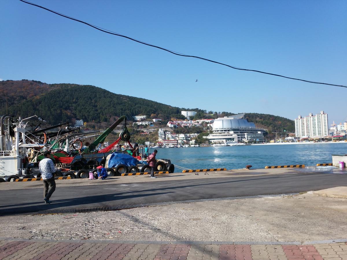Geoje Jangseungpo Lighthouse Hotel Sodong Esterno foto