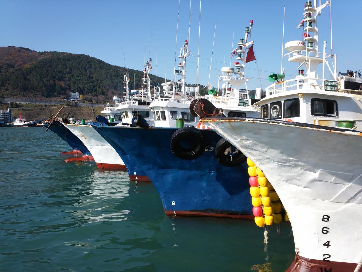 Geoje Jangseungpo Lighthouse Hotel Sodong Esterno foto