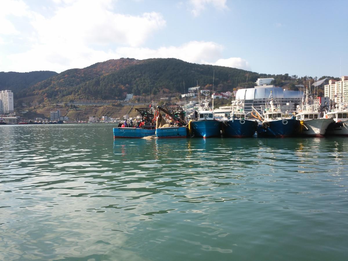 Geoje Jangseungpo Lighthouse Hotel Sodong Esterno foto