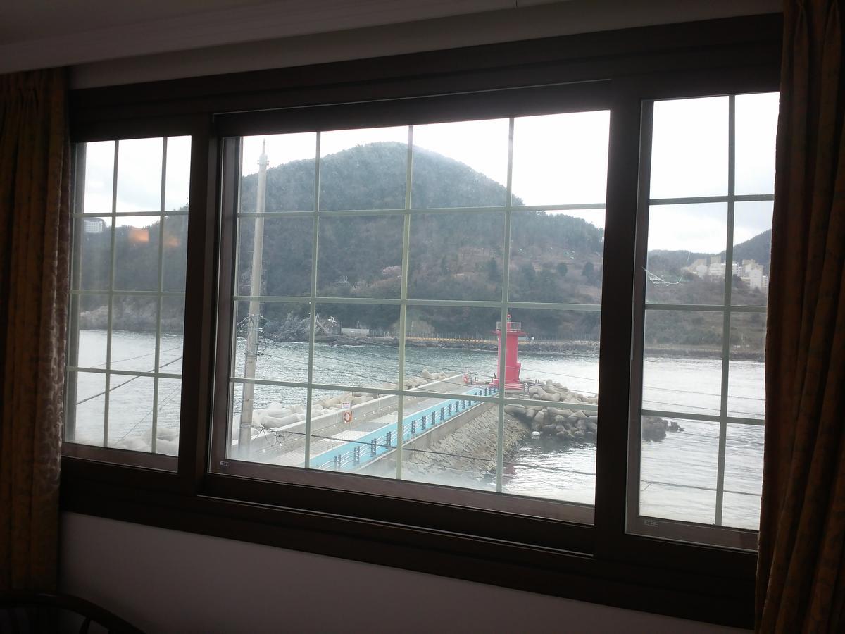Geoje Jangseungpo Lighthouse Hotel Sodong Esterno foto