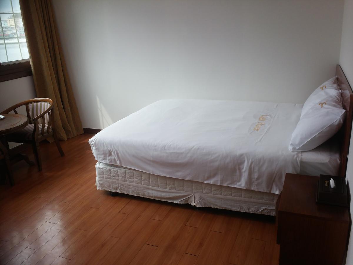 Geoje Jangseungpo Lighthouse Hotel Sodong Esterno foto